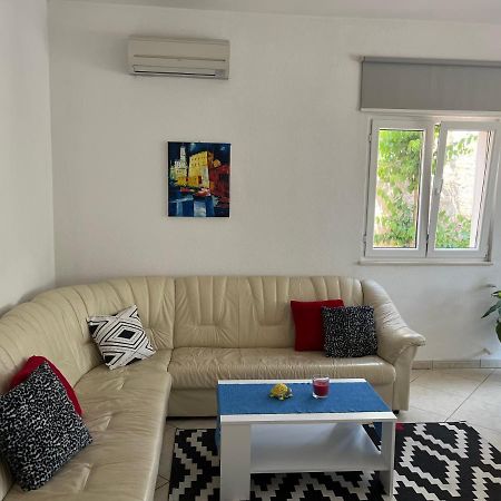 Old Town Center Apartments Supetar Extérieur photo