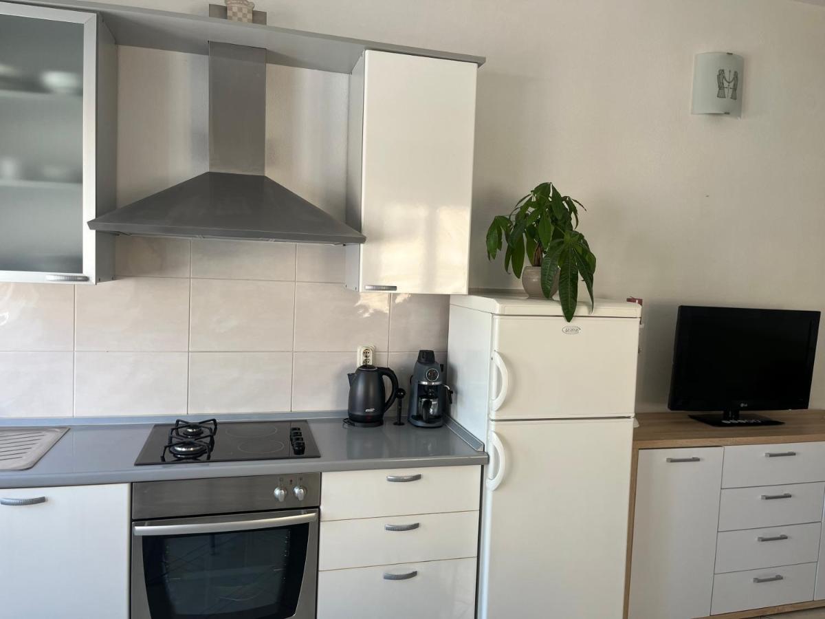 Old Town Center Apartments Supetar Extérieur photo