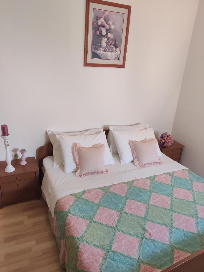 Old Town Center Apartments Supetar Extérieur photo